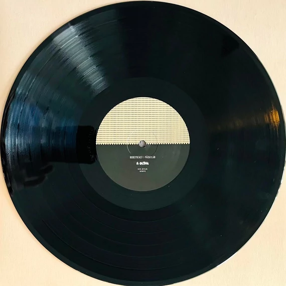 Honeybeast - Páratlan